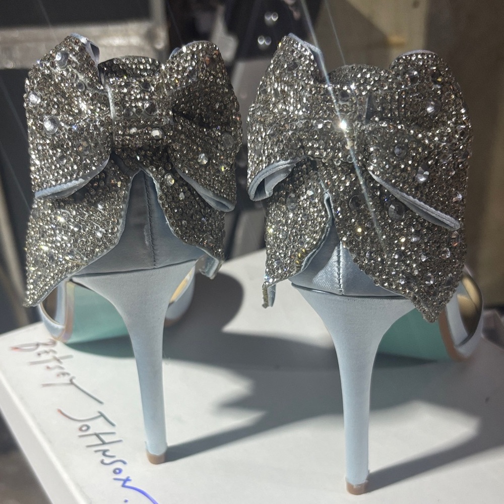 Elegant Silver Stiletto Heels with Bow